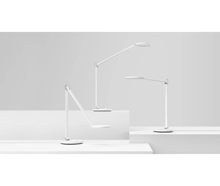 Фото - настольную лампу Mi Smart LED Desk Lamp Pro