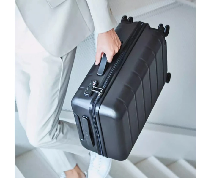 Фото - чемодан на колесах Чемодан Xiaomi Luggage 20" Black