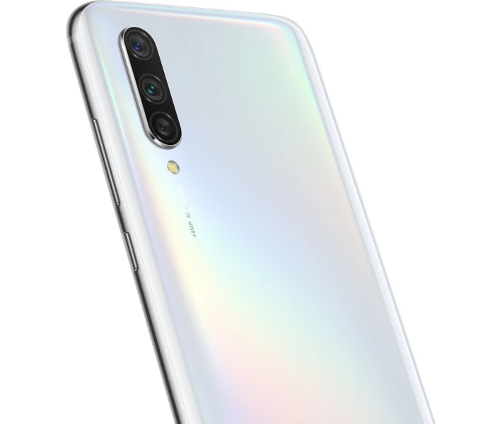 Фото - смартфон и мобильный телефон Xiaomi Mi 9 Lite 6/128GB Pearl White