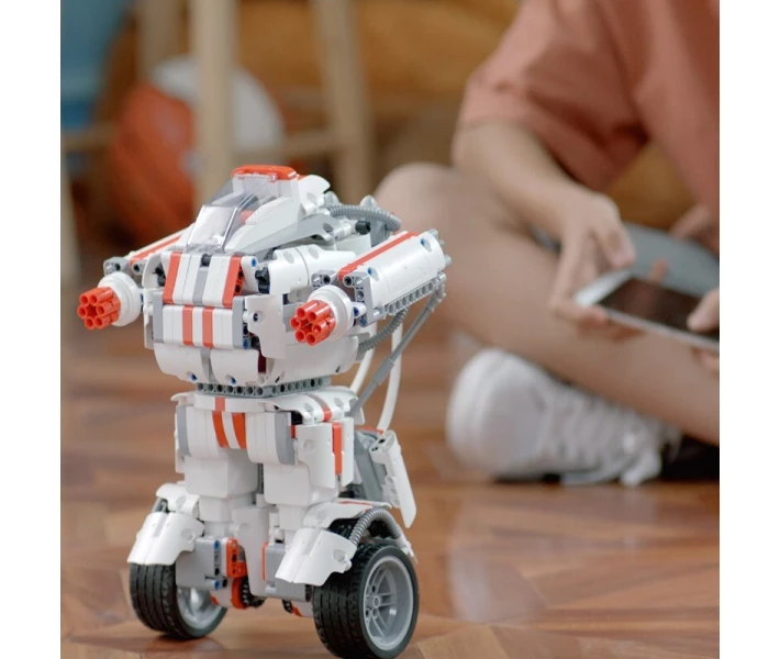 Фото - детский конструктор Mi Bunny Robot Builder