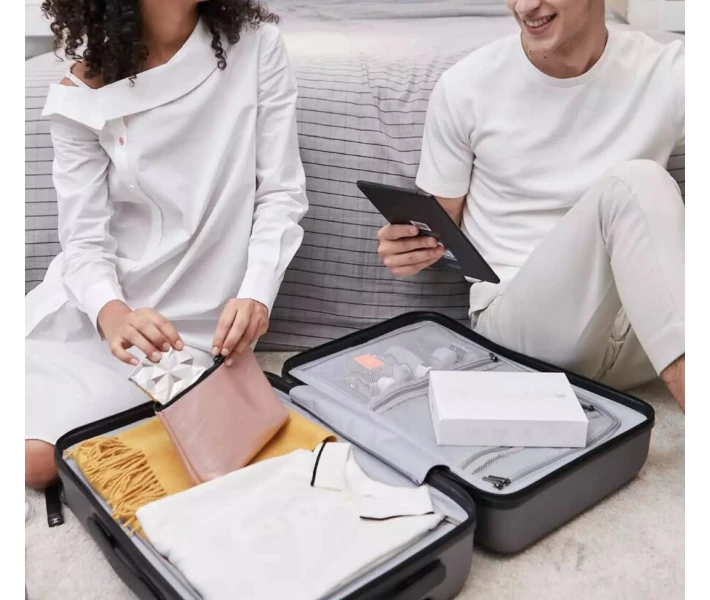 Фото - чемодан на колесах Xiaomi Luggage 20" Black