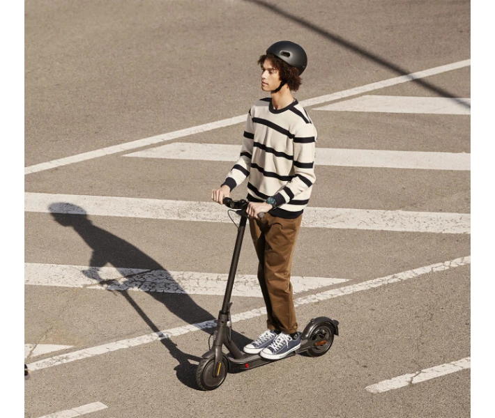 Фото - электросамокат Электросамокат Xiaomi Mi Electric Scooter Essential Black