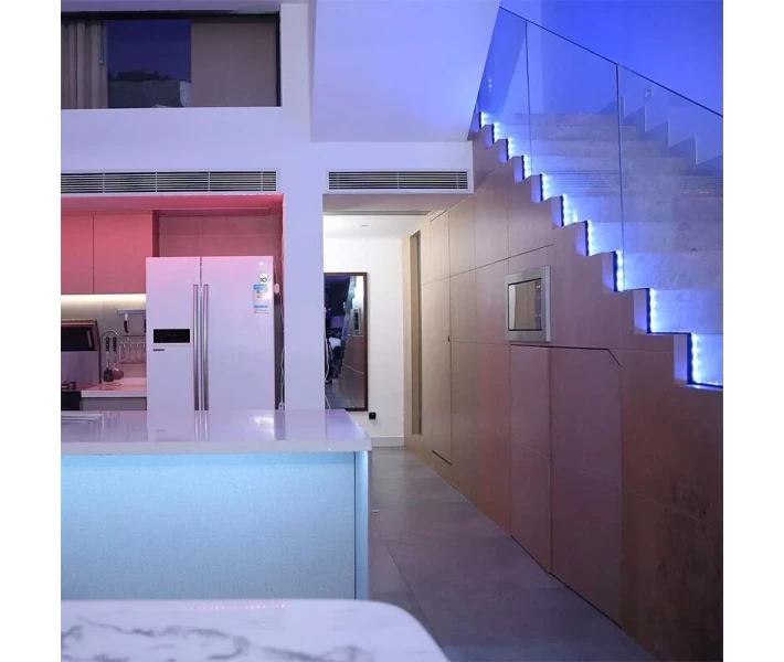 Фото - світлодіодну стрічку Світлодіодна стрічка Yeelight LED Lightstrip Extension 1S (YLOT01YL)