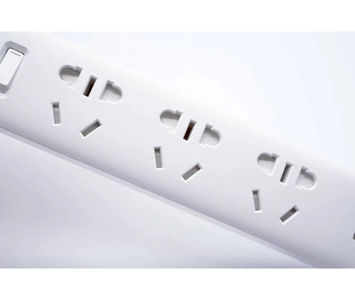Фото - мережевий фільтр Mi Power Strip 20W Fast Charge (3 sockets +2 USB+1 TypeC)