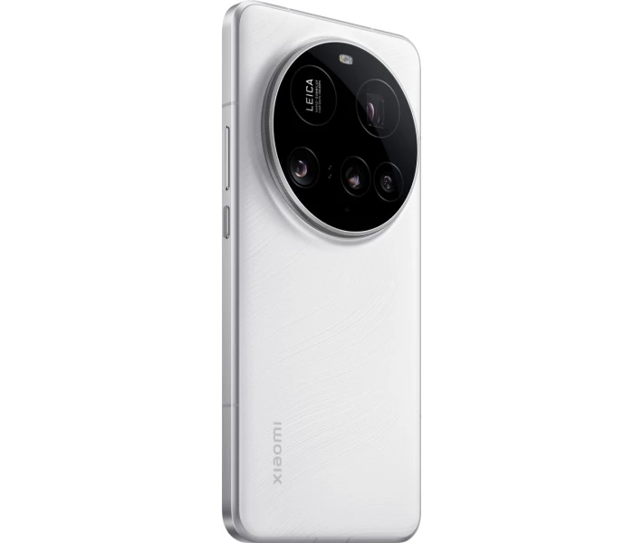 Фото - мобільний телефон і смартфон Xiaomi 15 Ultra 16/512GB White